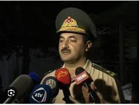 General-leytenant komandan vəzifəsindən azad edilib